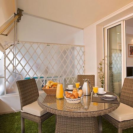 Le California Apartment Жуан-Ле-Пин Екстериор снимка